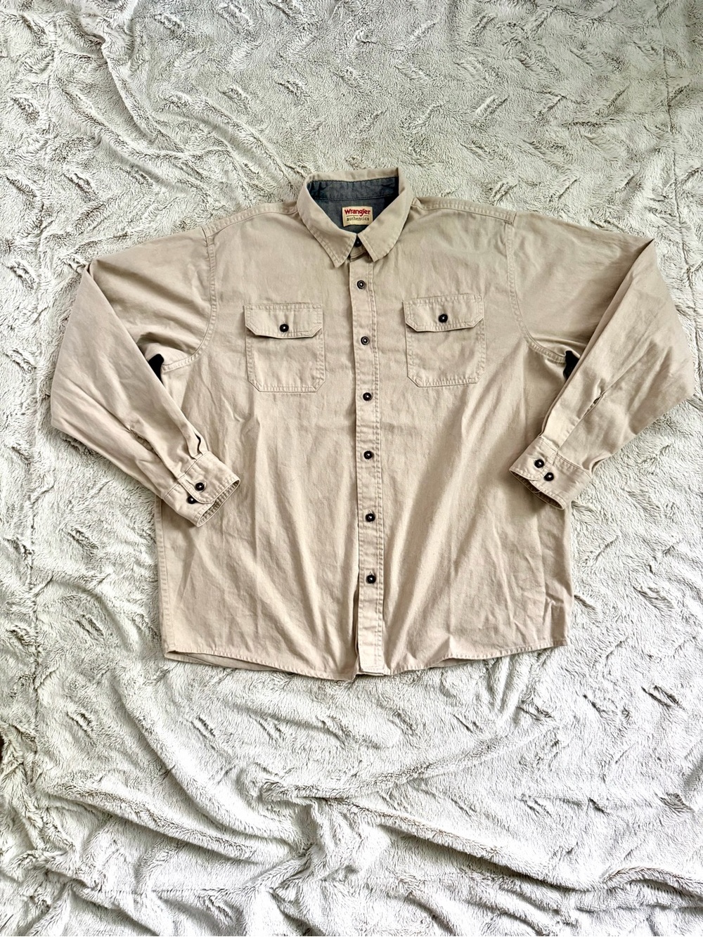 Vintage Wrangler Authentics Men’s Long Sleeve Work Shirt Khaki Tan XL